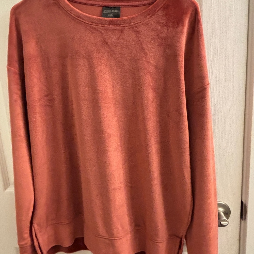 32 Degrees Plush Crewneck Sweater in Rust